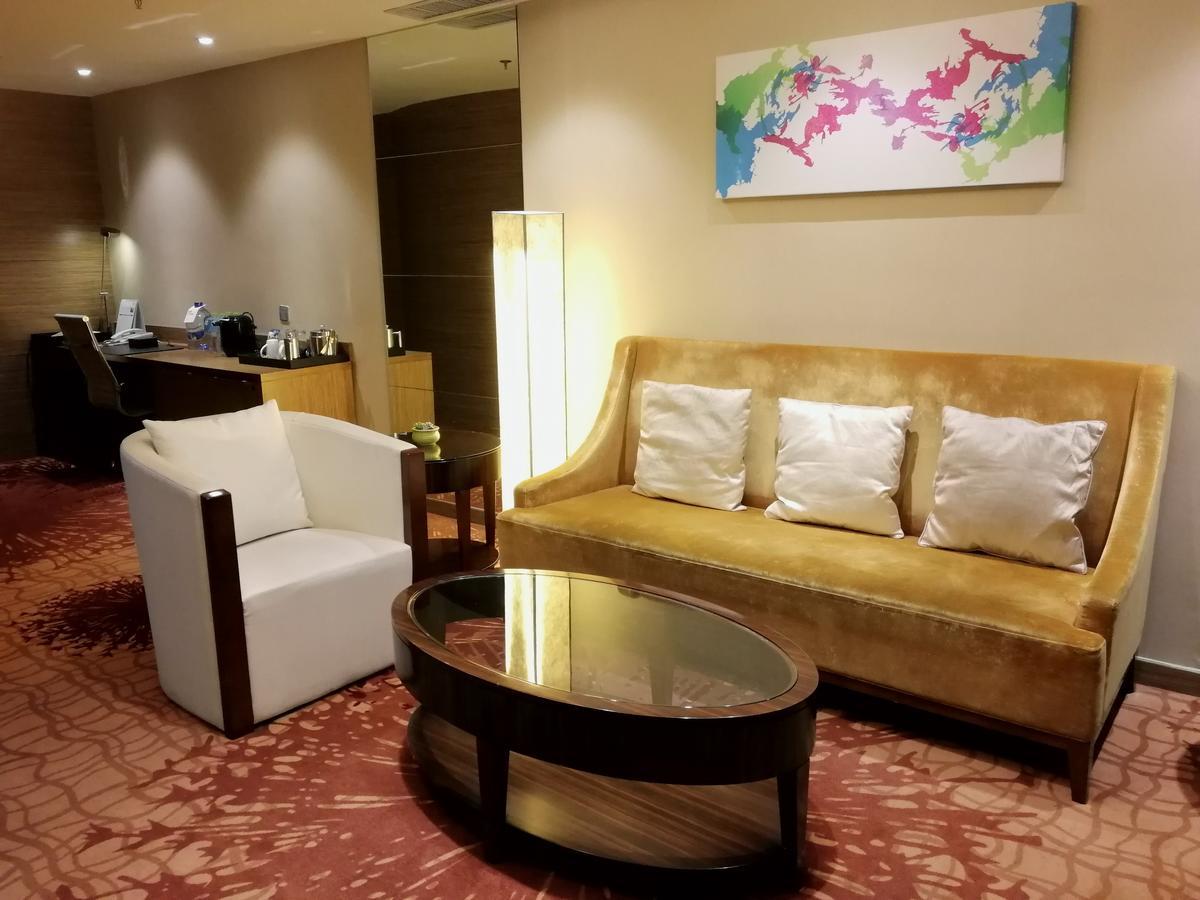 Four Points By Sheraton Tai'An Tai'an  Exterior photo